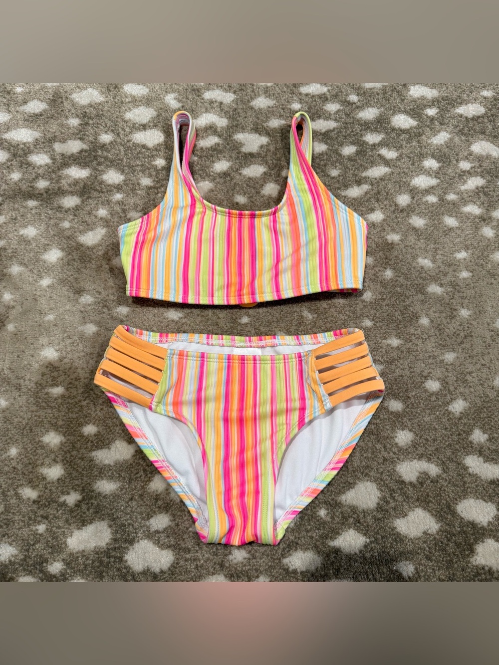 Girls Bundle (4) art class/cat & jack Bikini Sets for summer. Size 8 - Picture 16 of 16